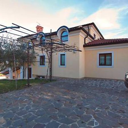 Apartments Villa Teuta Umago Esterno foto