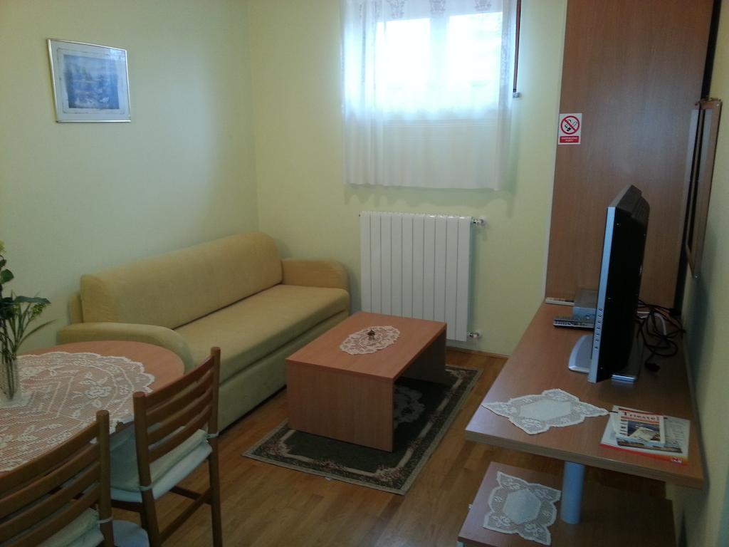 Apartments Villa Teuta Umago Camera foto