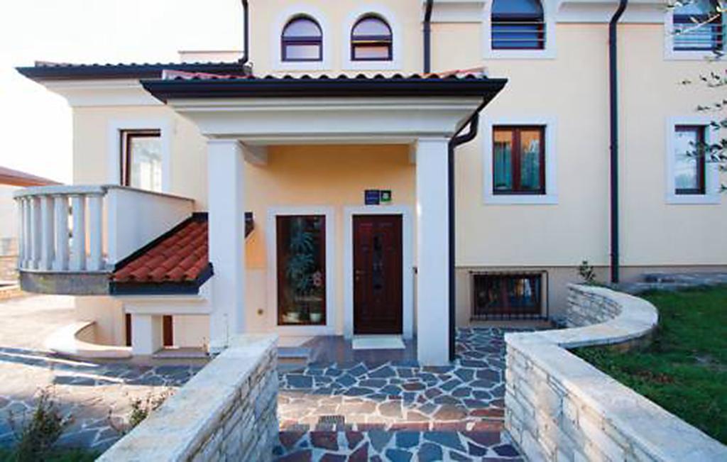 Apartments Villa Teuta Umago Esterno foto